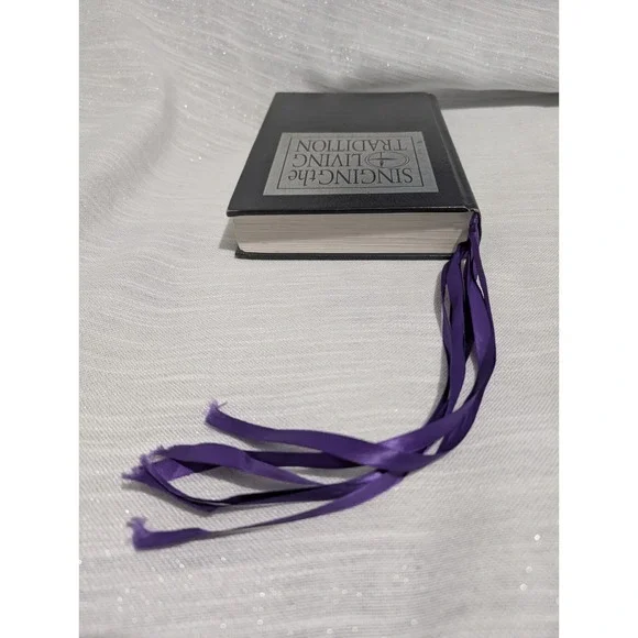Singing the Living Tradition Pew Edition by Unitarian Universalist 1st Ed 1993 - Picture 11 of 12